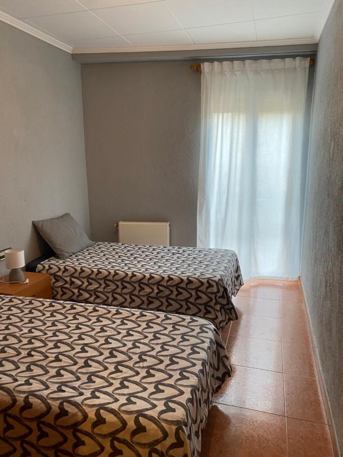Villa Habitatge d'ús turístic Lo Cresol Prat de Comte Exterior foto